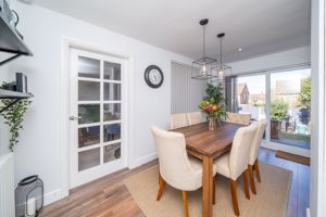 OPEN PLAN KITCHEN/DINER- click for photo gallery